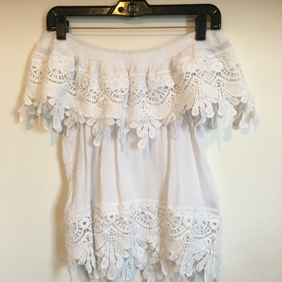 Tops - 💐Crocheted Off The Shoulder Crop Top💐